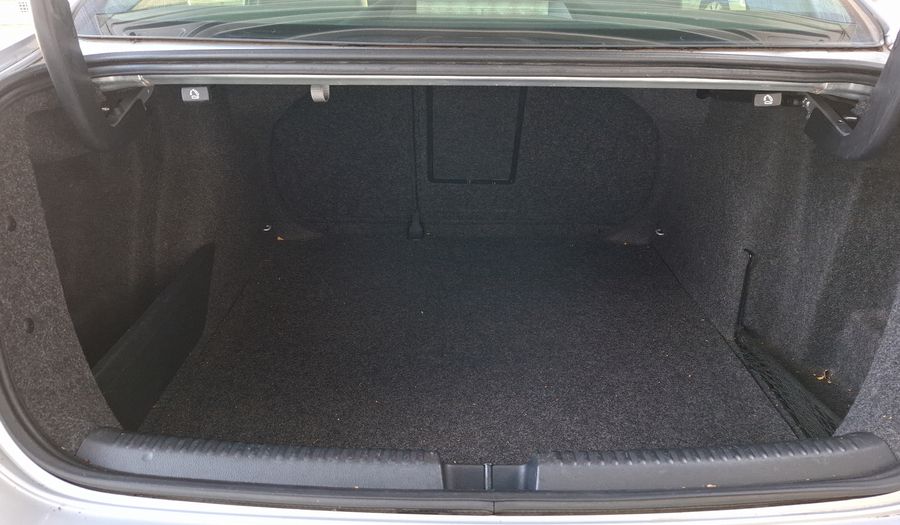 Volkswagen Vento 2.5 LUXURY TIPTRONIC Sedan 2013
