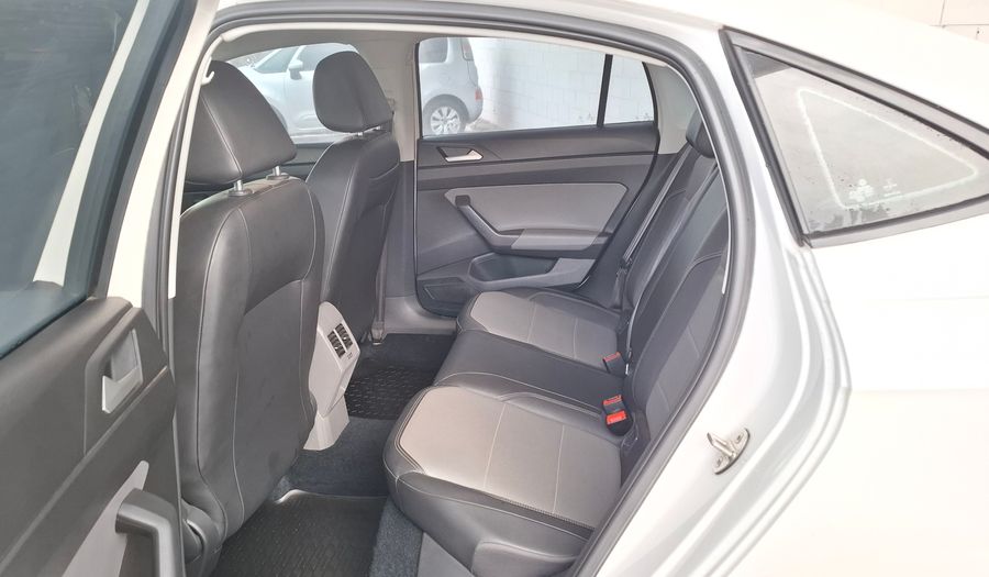 Volkswagen Virtus 1.6 MSI HIGHLINE TIPTRONIC Sedan 2022