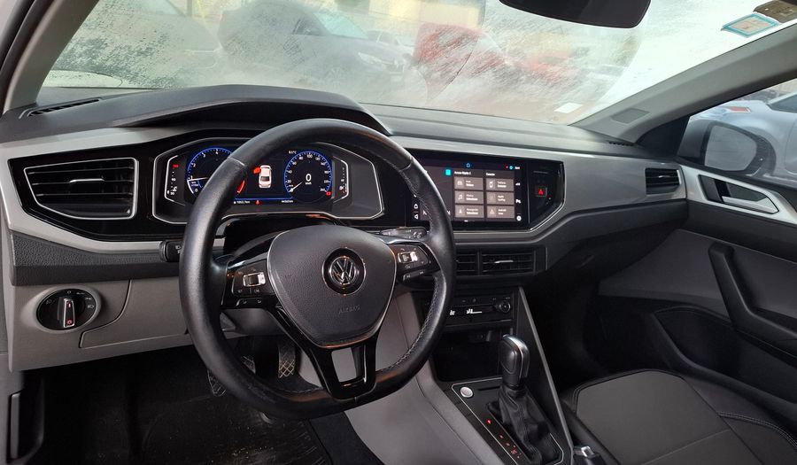 Volkswagen Virtus 1.6 MSI HIGHLINE TIPTRONIC Sedan 2022