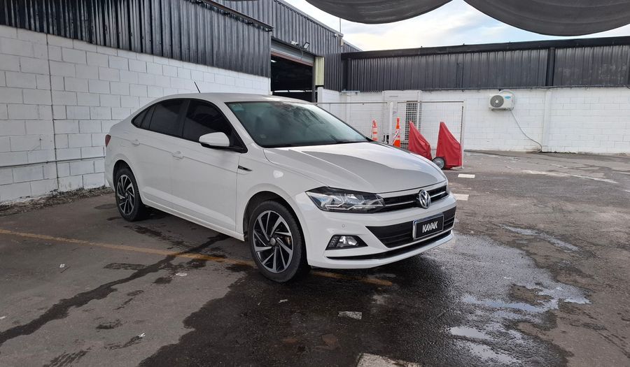 Volkswagen Virtus 1.6 MSI HIGHLINE TIPTRONIC Sedan 2022