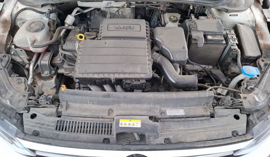 Volkswagen Virtus 1.6 MSI HIGHLINE TIPTRONIC Sedan 2022