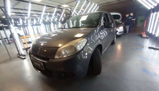 Renault • Sandero