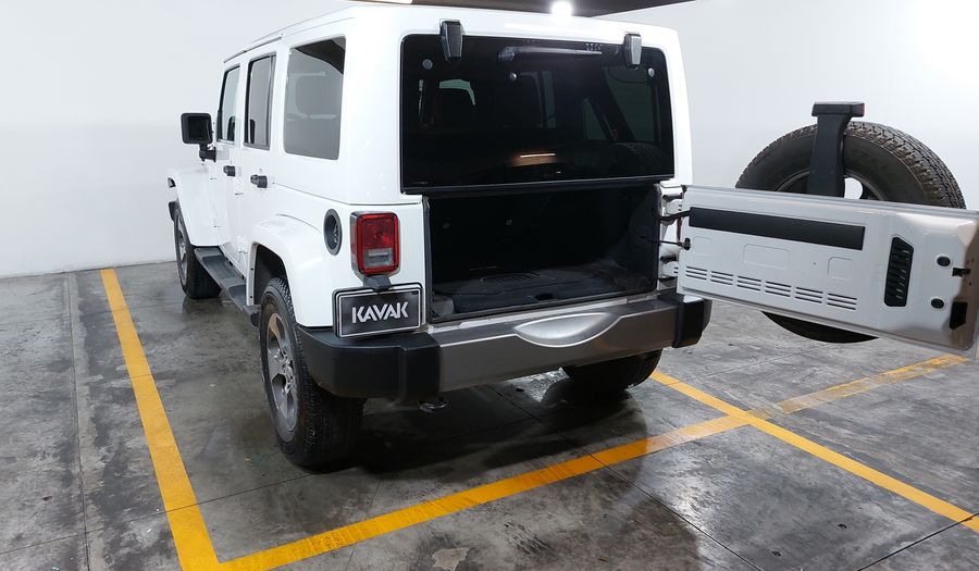 Jeep Wrangler 3.6 UNLIMITED SAHARA 4X4 ATX Suv 2017