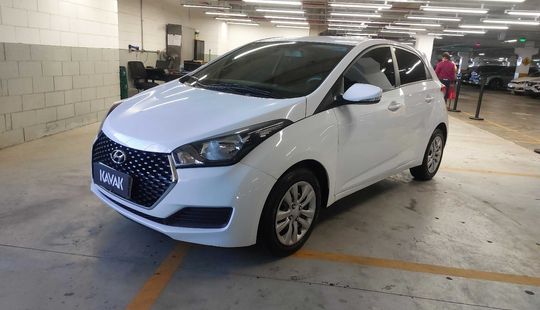 Hyundai • HB20
