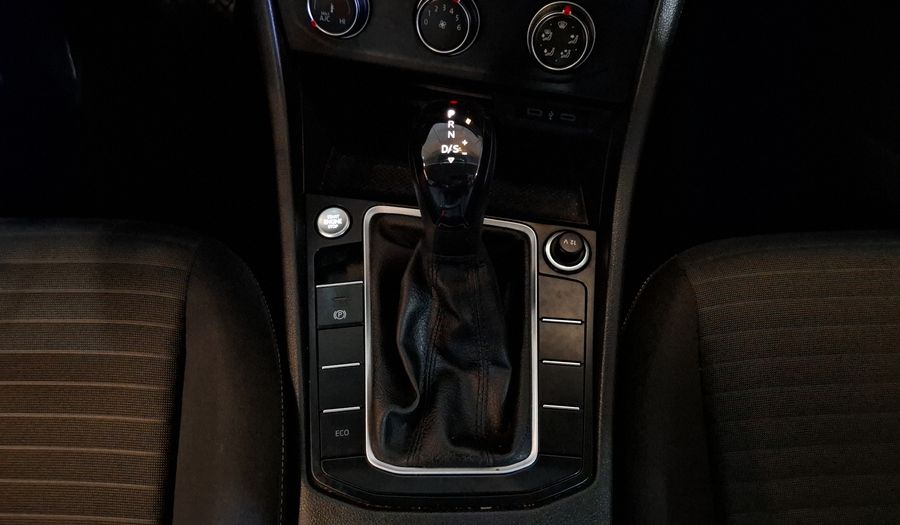 Volkswagen Jetta 1.4 COMFORTLINE AUTO Sedan 2022