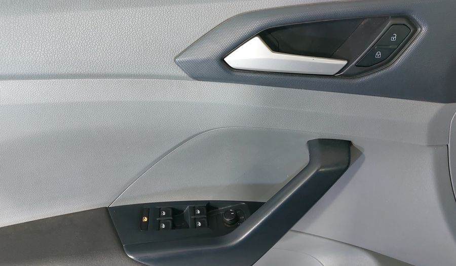 Volkswagen T-cross 1.6 TRENDLINE AUTO Suv 2020