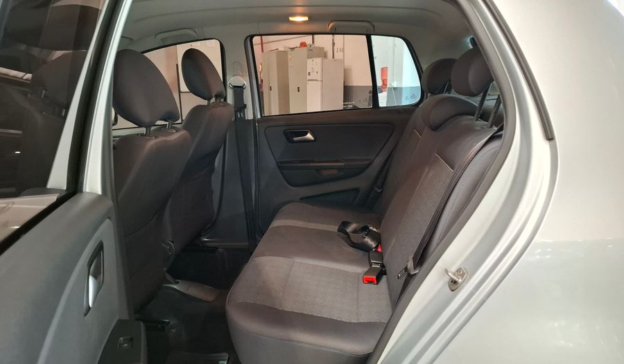 Volkswagen Fox 1.6 HIGHLINE Hatchback 2015