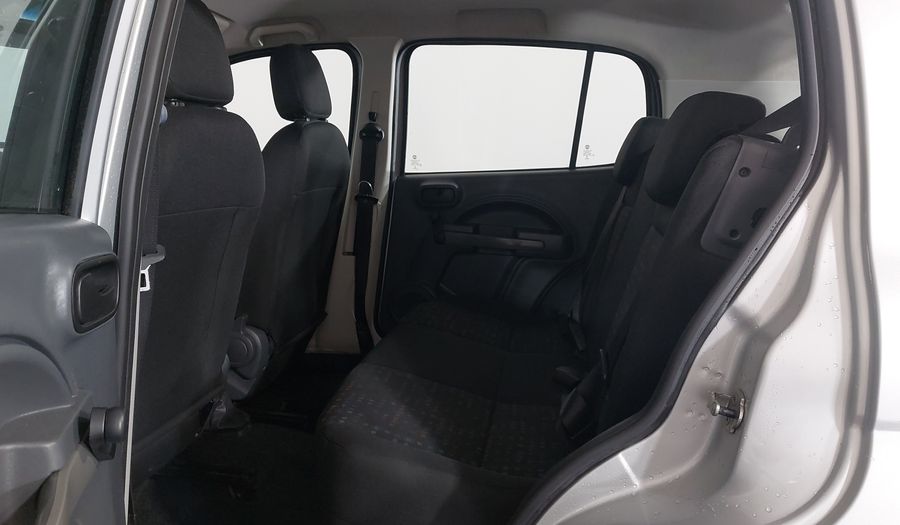 Fiat Uno EVO VIVACE Hatchback 2015