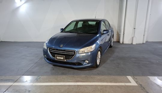 Peugeot • 301