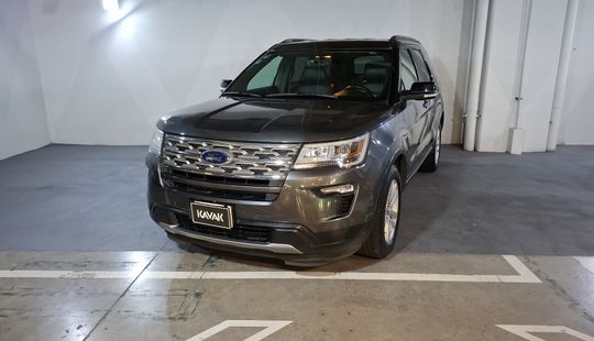 Ford • Explorer