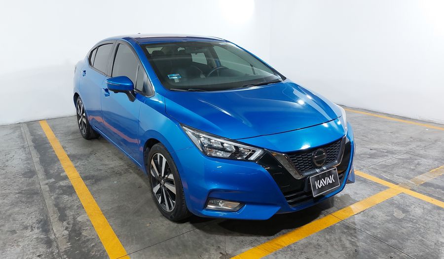 Nissan Versa 1.6 PLATINUM CVT Sedan 2022