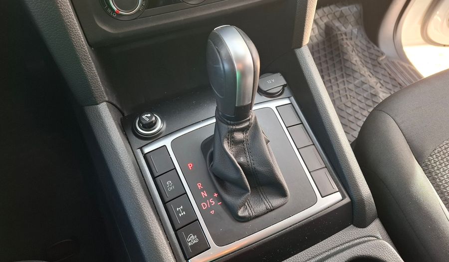 Volkswagen Amarok 2.0 TDI 180CV COMFORTLINE 4X2 AUTO Pickup 2021