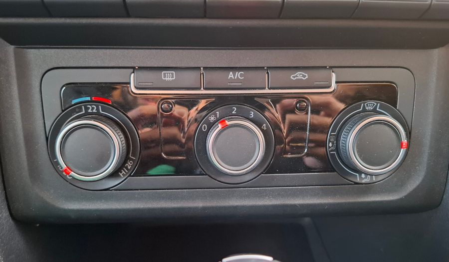 Volkswagen Amarok 2.0 TDI 180CV COMFORTLINE 4X2 AUTO Pickup 2021