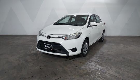 Toyota • Yaris
