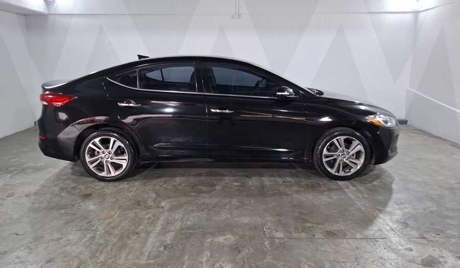 Hyundai Elantra 2.0 LIMITED TECH NAVI AUTO Sedan 2018