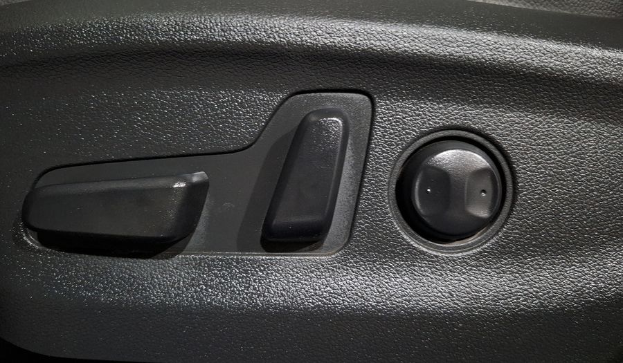 Hyundai Elantra 2.0 LIMITED TECH NAVI AUTO Sedan 2018