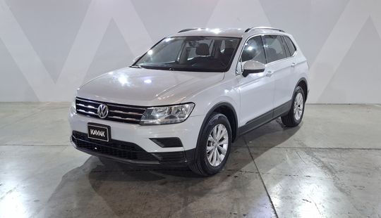 Volkswagen • Tiguan