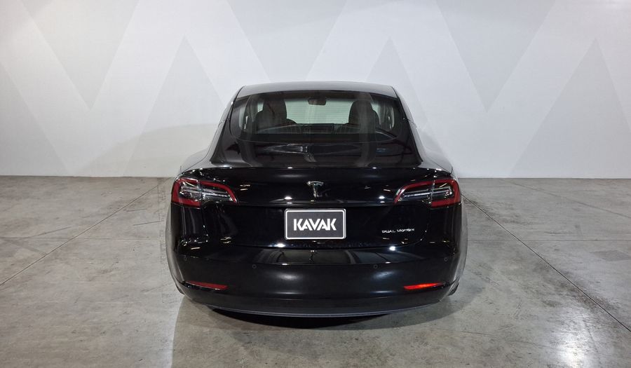 Tesla Model 3 PERFORMANCE 4WD Sedan 2019