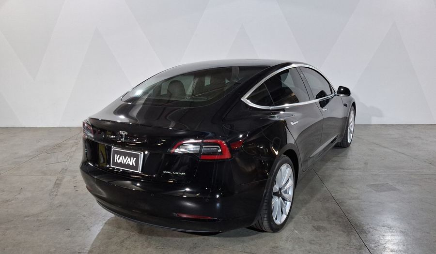Tesla Model 3 PERFORMANCE 4WD Sedan 2019