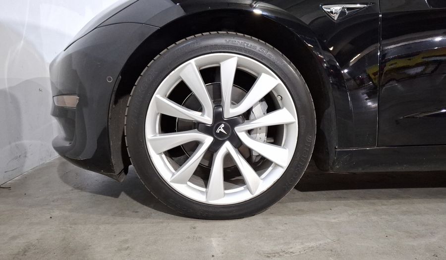 Tesla Model 3 PERFORMANCE 4WD Sedan 2019