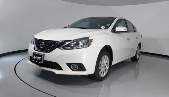 Nissan • Sentra