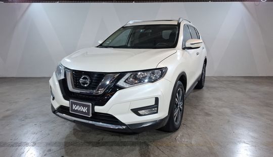 Nissan • X-Trail