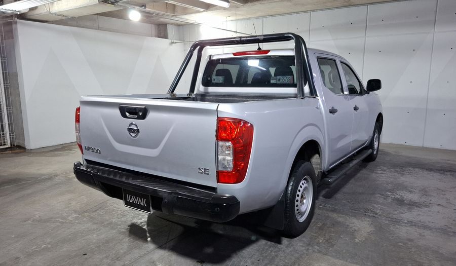 Nissan Np300 2.5 DOBLE CABINA SE TM AC PAQ SEG Pickup 2018