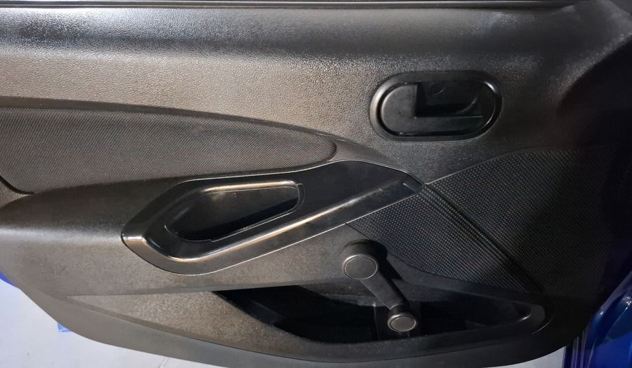 Ford Fiesta 1.6 FIESTA IKON HATCH AMBIENTE MT Hatchback 2015