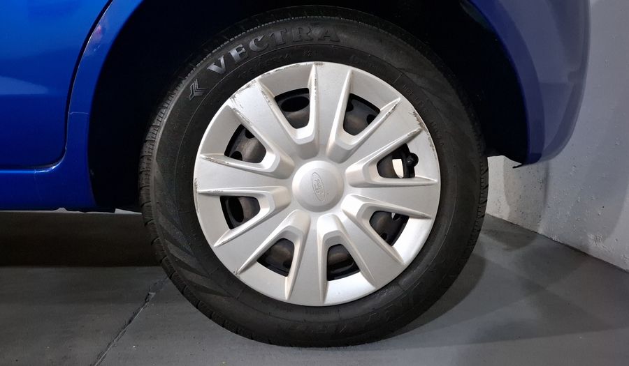 Ford Fiesta 1.6 FIESTA IKON HATCH AMBIENTE MT Hatchback 2015