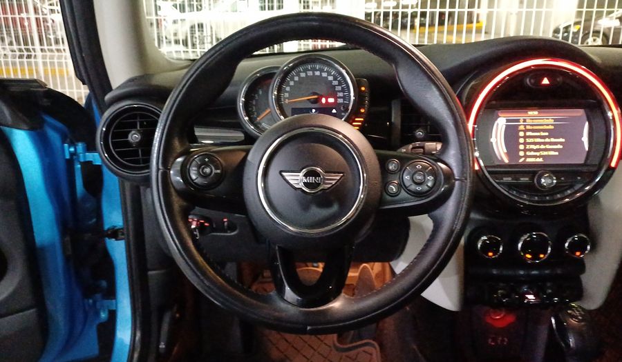 Mini Cooper 1.5 COOPER CHILI AT Hatchback 2017