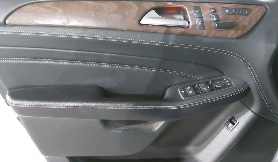 Mercedes Benz Clase M 4.7 ML 500 CGI BITURBO 4WD AT Suv 2013