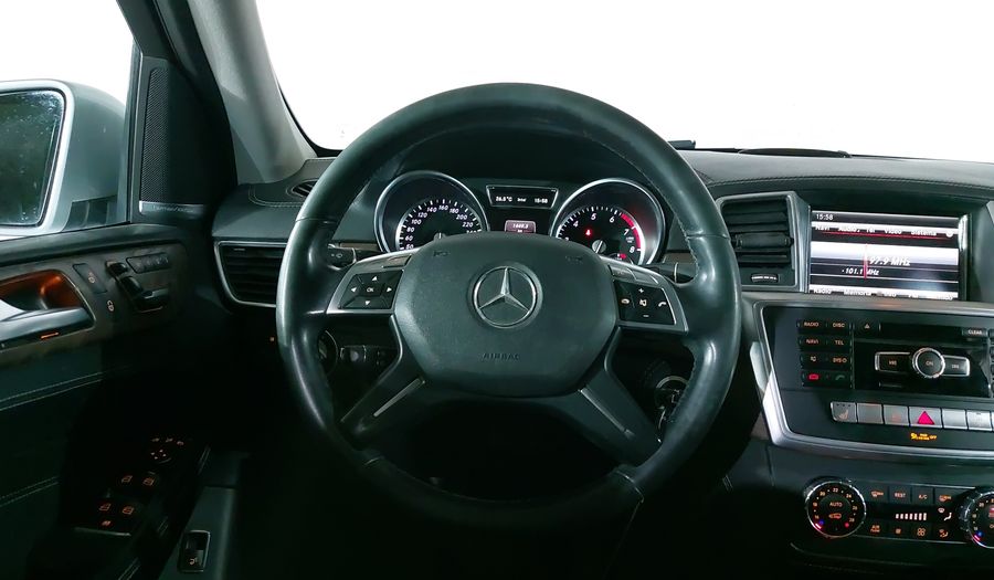 Mercedes Benz Clase M 4.7 ML 500 CGI BITURBO 4WD AT Suv 2013