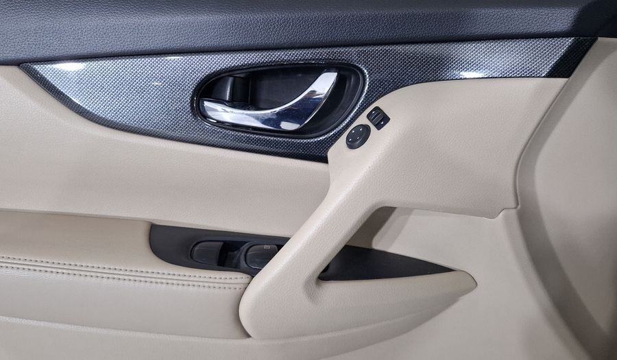 Nissan X-trail 2.5 EXCLUSIVE 2 ROW CVT Suv 2015