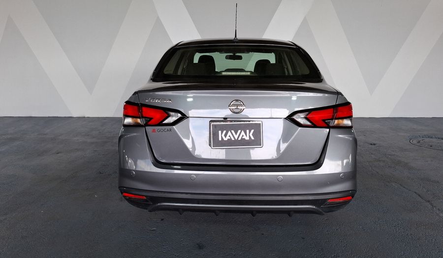 Nissan Versa 1.6 ADVANCE CVT Sedan 2021
