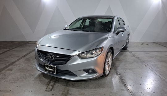 Mazda • Mazda 6