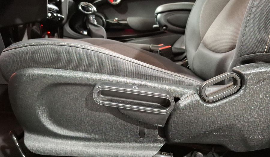 Mini Cooper 1.5 COOPER CHILI AUTO Hatchback 2018