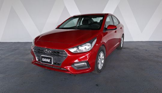Hyundai • Accent