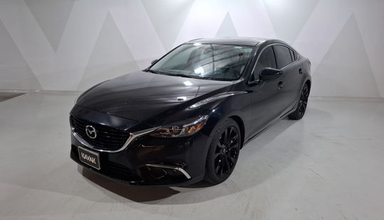 Mazda • Mazda 6