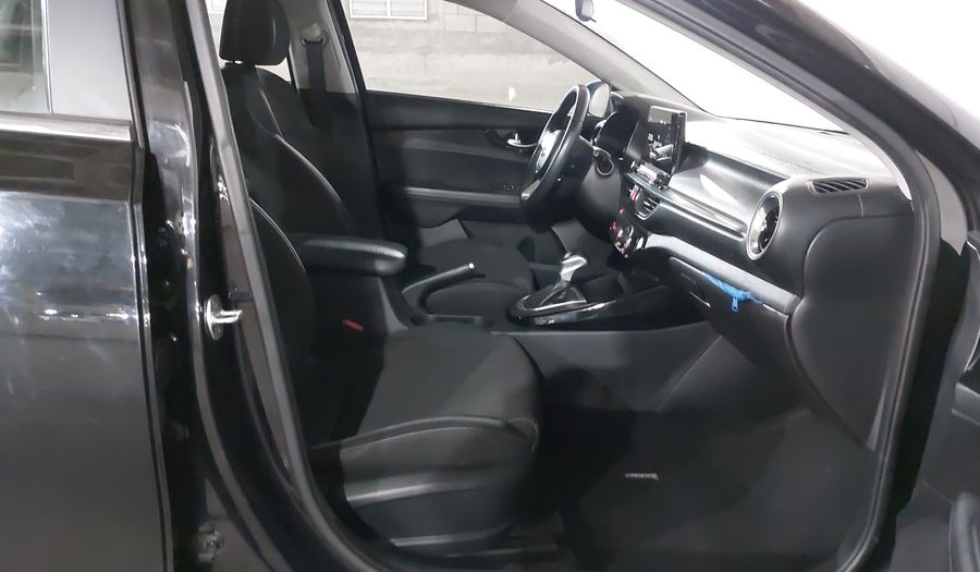 Kia Forte 2.0 EX IVT Sedan 2021