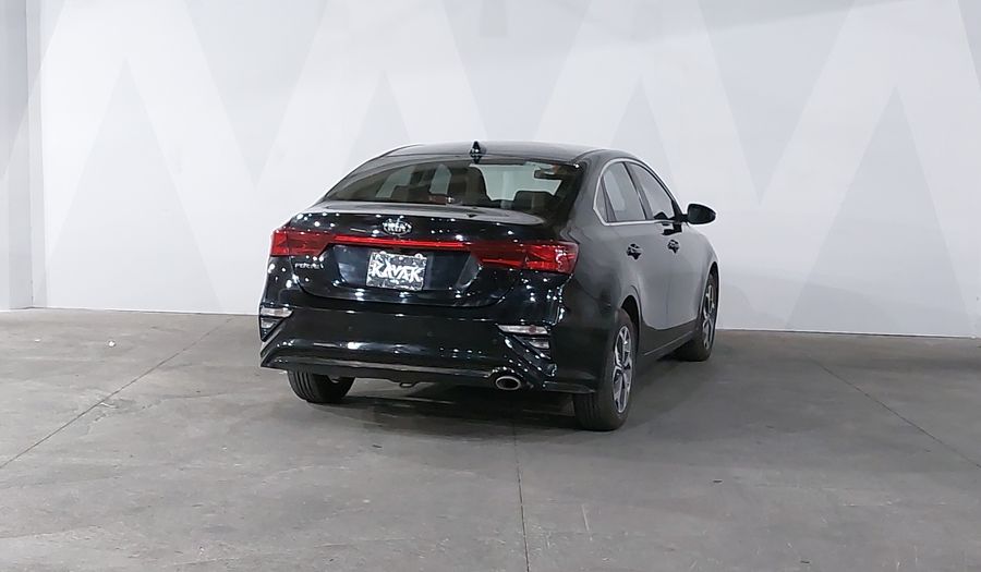 Kia Forte 2.0 EX IVT Sedan 2021