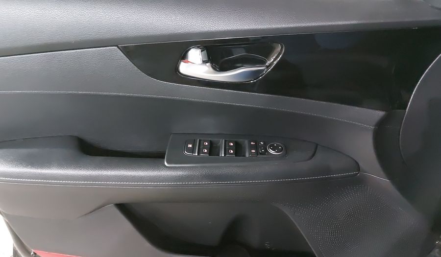 Kia Forte 2.0 EX IVT Sedan 2021