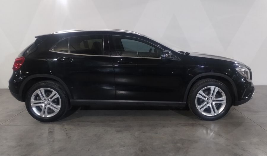 Mercedes Benz Clase Gla 1.6 GLA 200 CGI SPORT Suv 2017