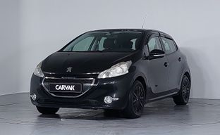Peugeot • 208