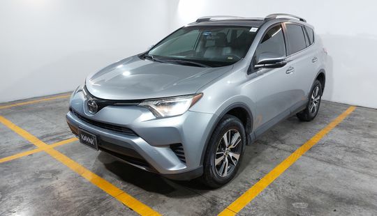Toyota • RAV4
