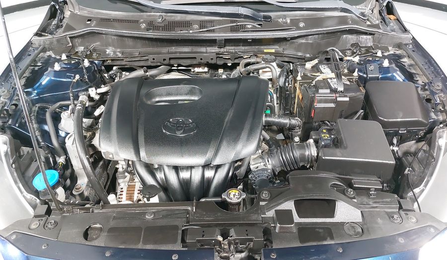 Toyota Yaris 1.5 R HIGH AT Sedan 2016