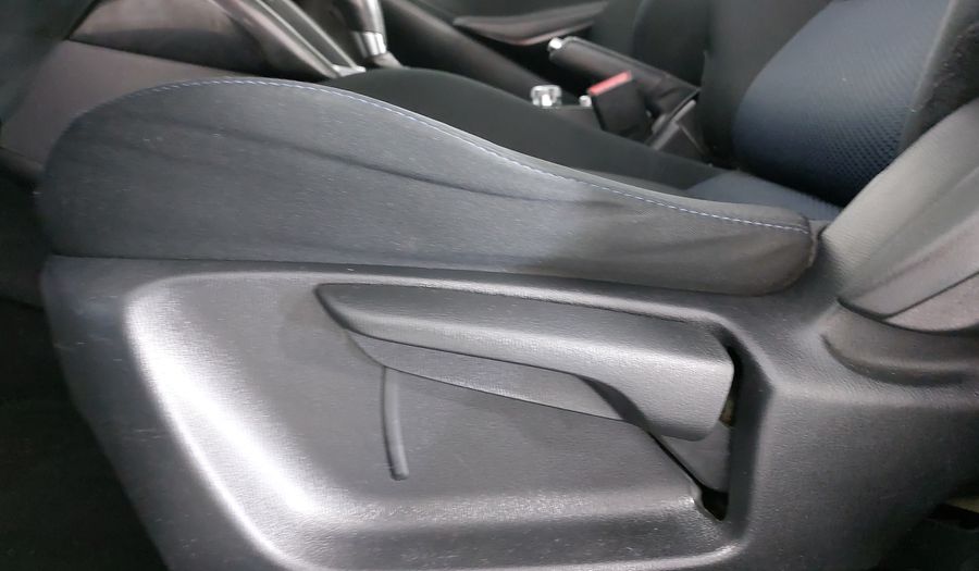 Toyota Yaris 1.5 R HIGH AT Sedan 2016