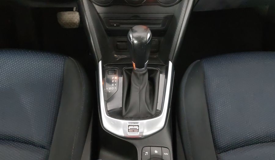 Toyota Yaris 1.5 R HIGH AT Sedan 2016