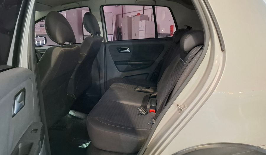 Volkswagen Crossfox 1.6 CROSSFOX COMFORTLINE Hatchback 2011