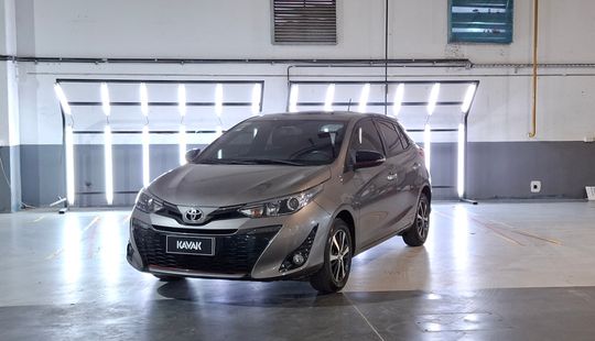 Toyota • Yaris
