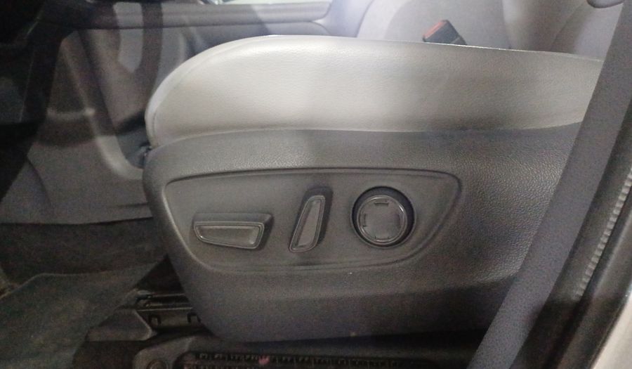 Toyota Sienna 2.5 HEV XLE PIEL AUTO Minivan 2021